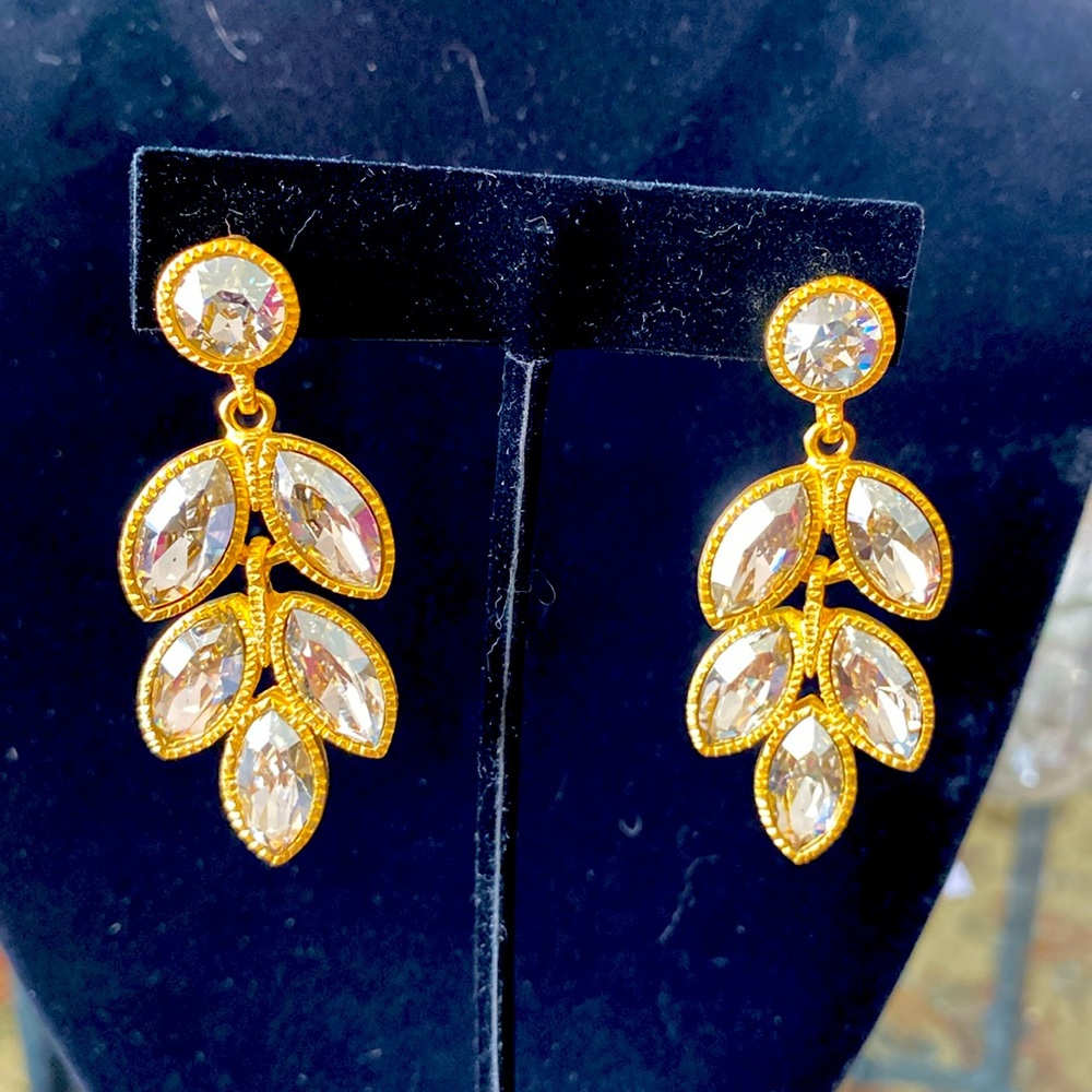 Gorgeous pierced Earring one of a kind